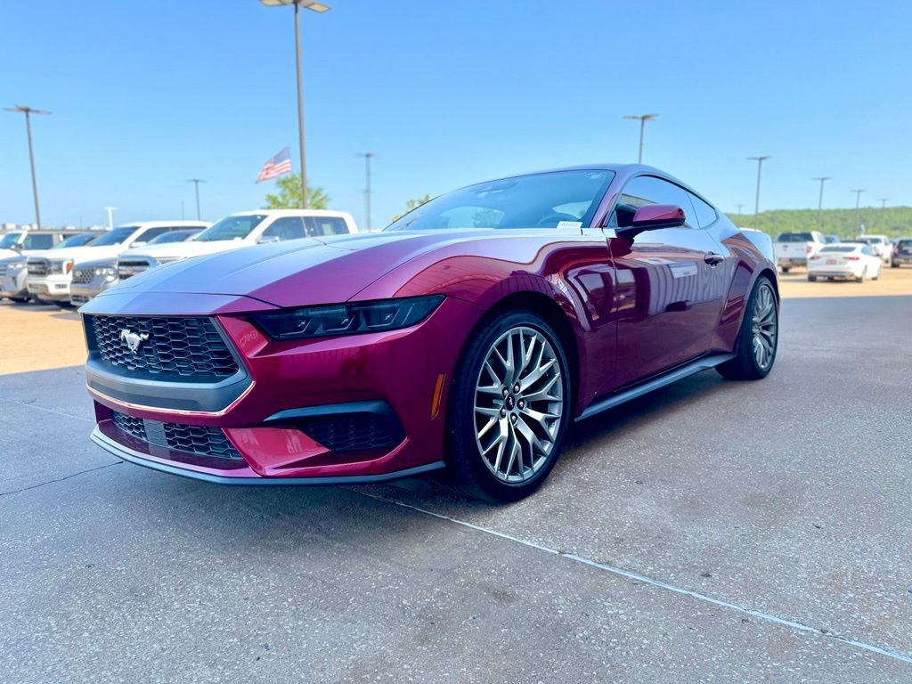 Used 2025 Ford Mustang Premium RWD image 12