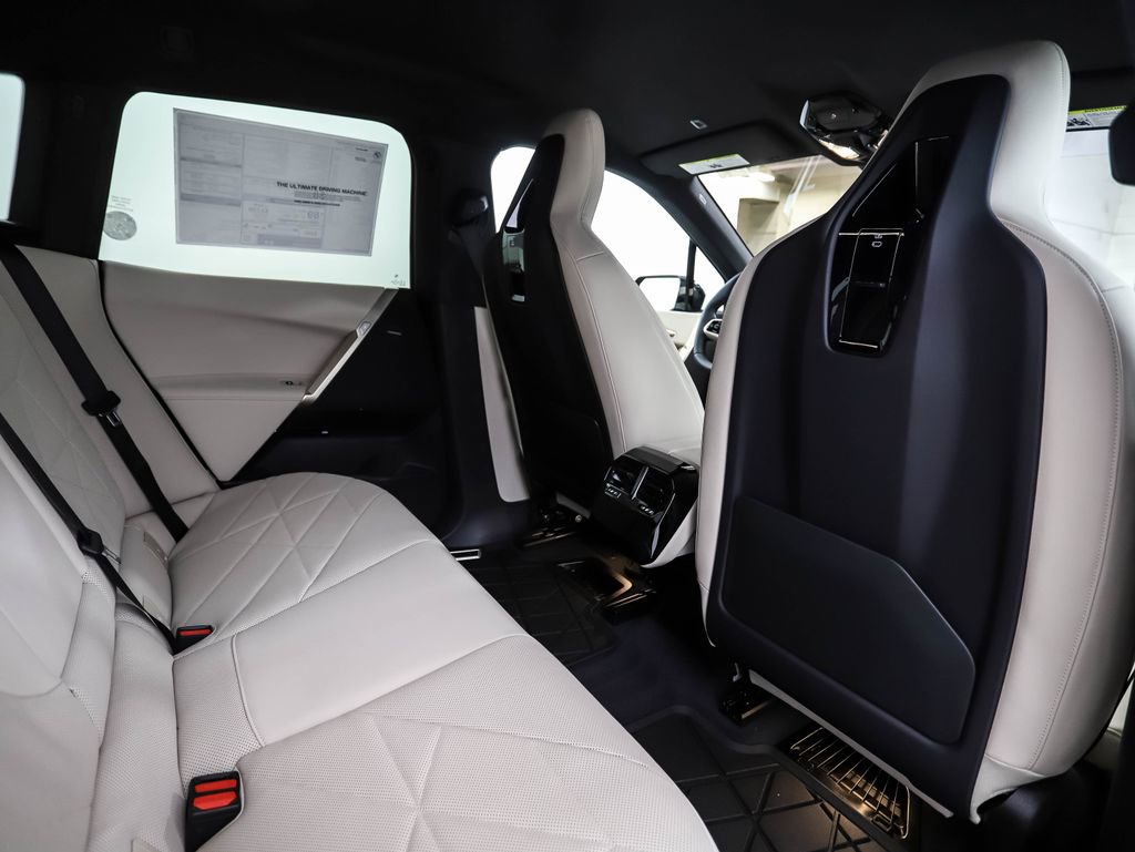 New 2026 BMW iX xDrive45 w/ Premium Package image 26