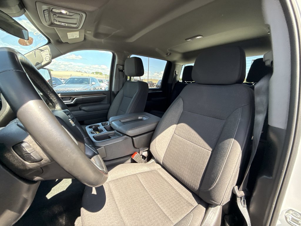 Used 2025 Chevrolet Silverado 2500 LT w/ Convenience Package AWD/4WD image 23