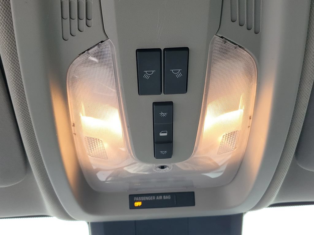 Used 2017 Chevrolet Equinox LT w/ Convenience Package FWD image 19