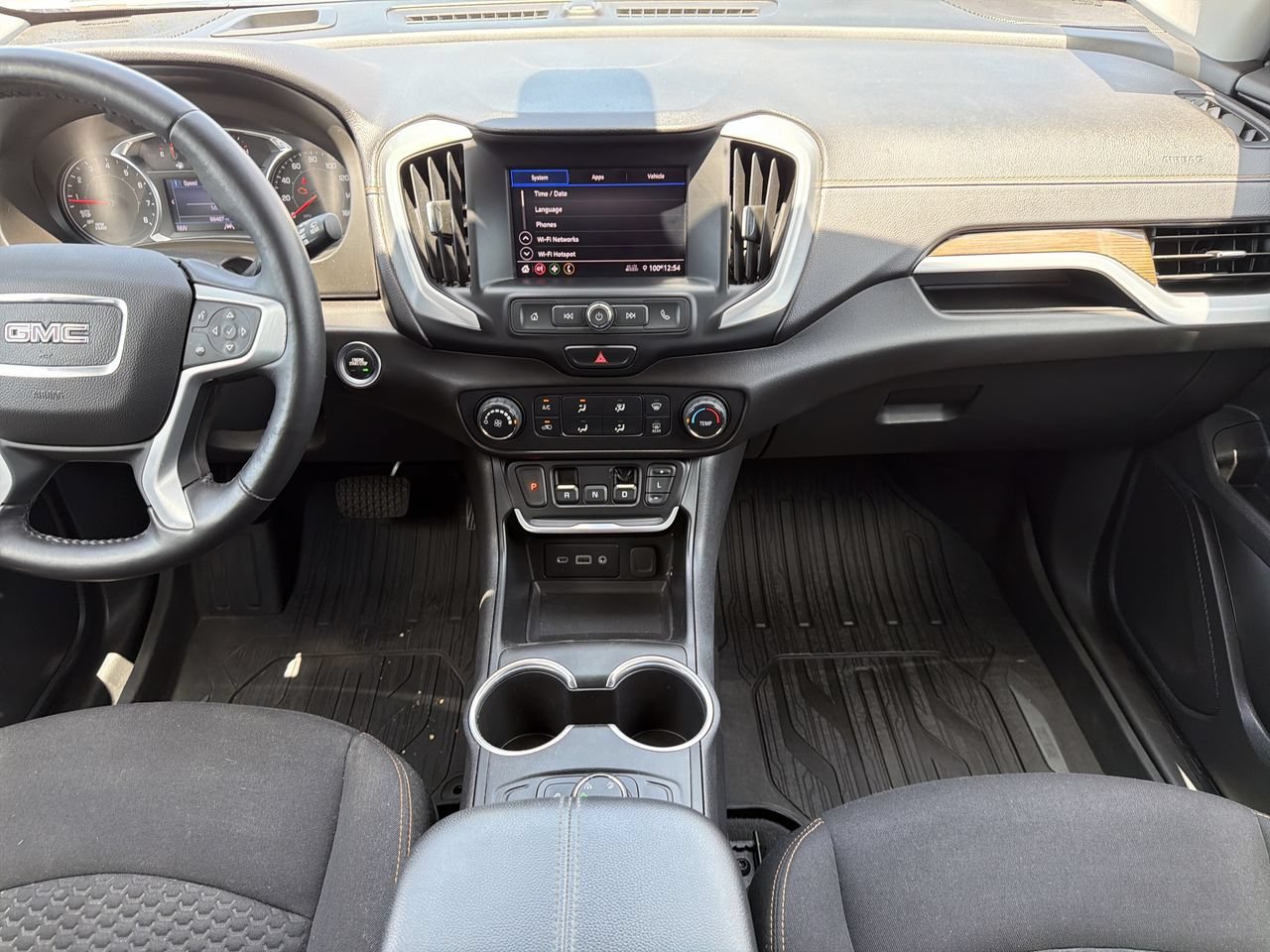 Used 2020 GMC Terrain SLE w/ Elevation Edition AWD/4WD image 14