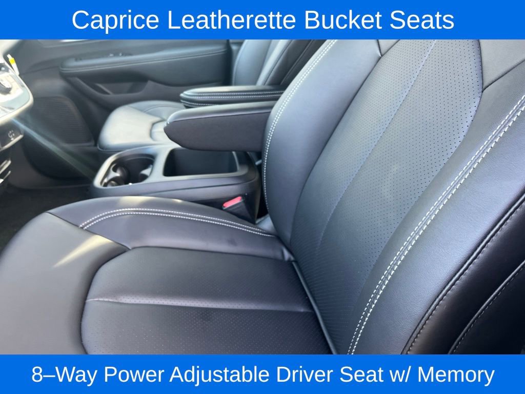 New 2026 Chrysler Pacifica Select image 13