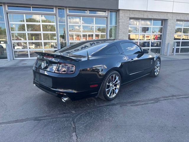 Used 2014 Ford Mustang GT RWD image 4