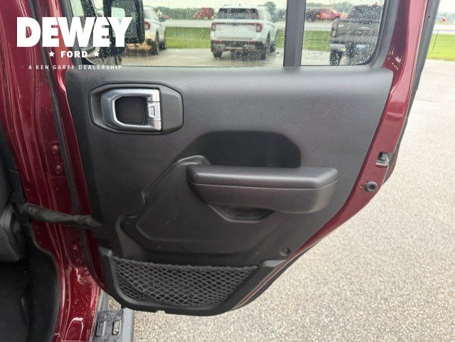 Used 2021 Jeep Wrangler Unlimited Sport AWD/4WD image 29