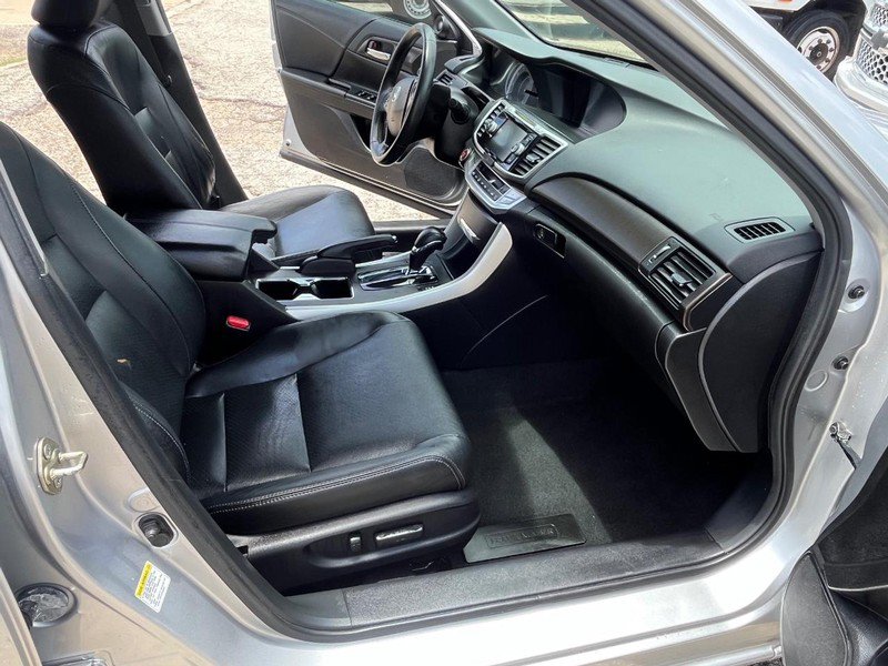 Used 2014 Honda Accord EX-L image 11