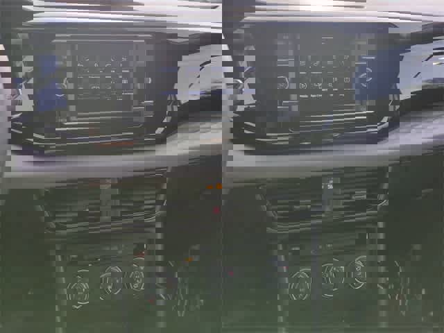 Used 2022 Volkswagen Taos S image 26