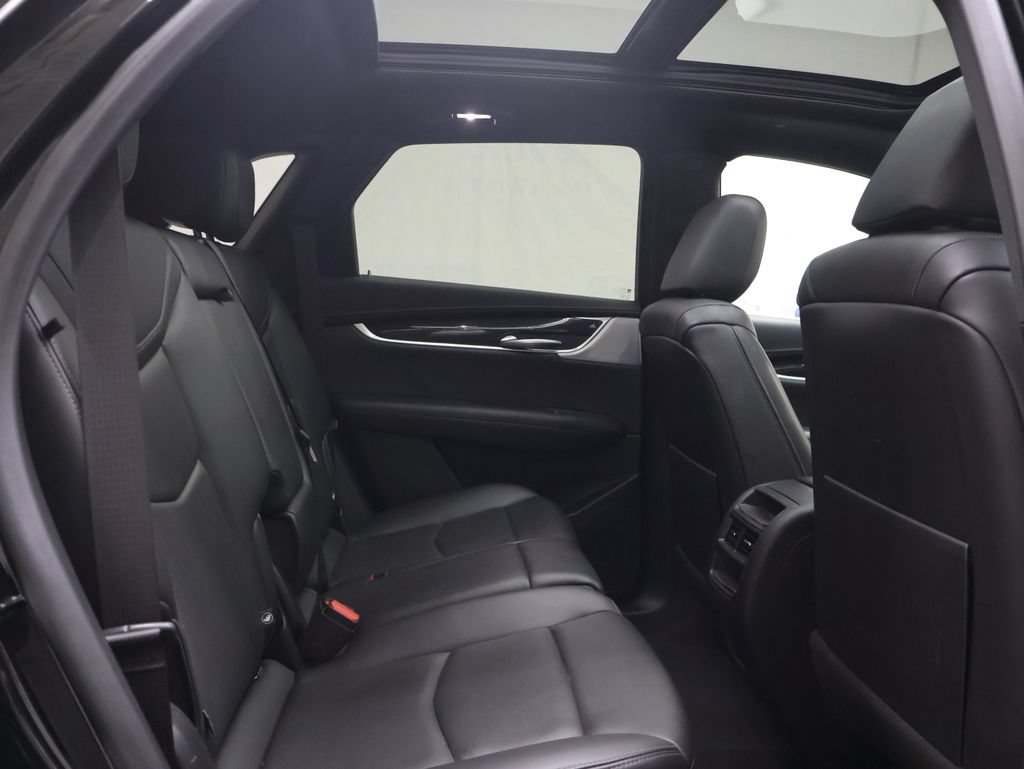 Used 2023 Cadillac XT5 Premium Luxury AWD/4WD image 12