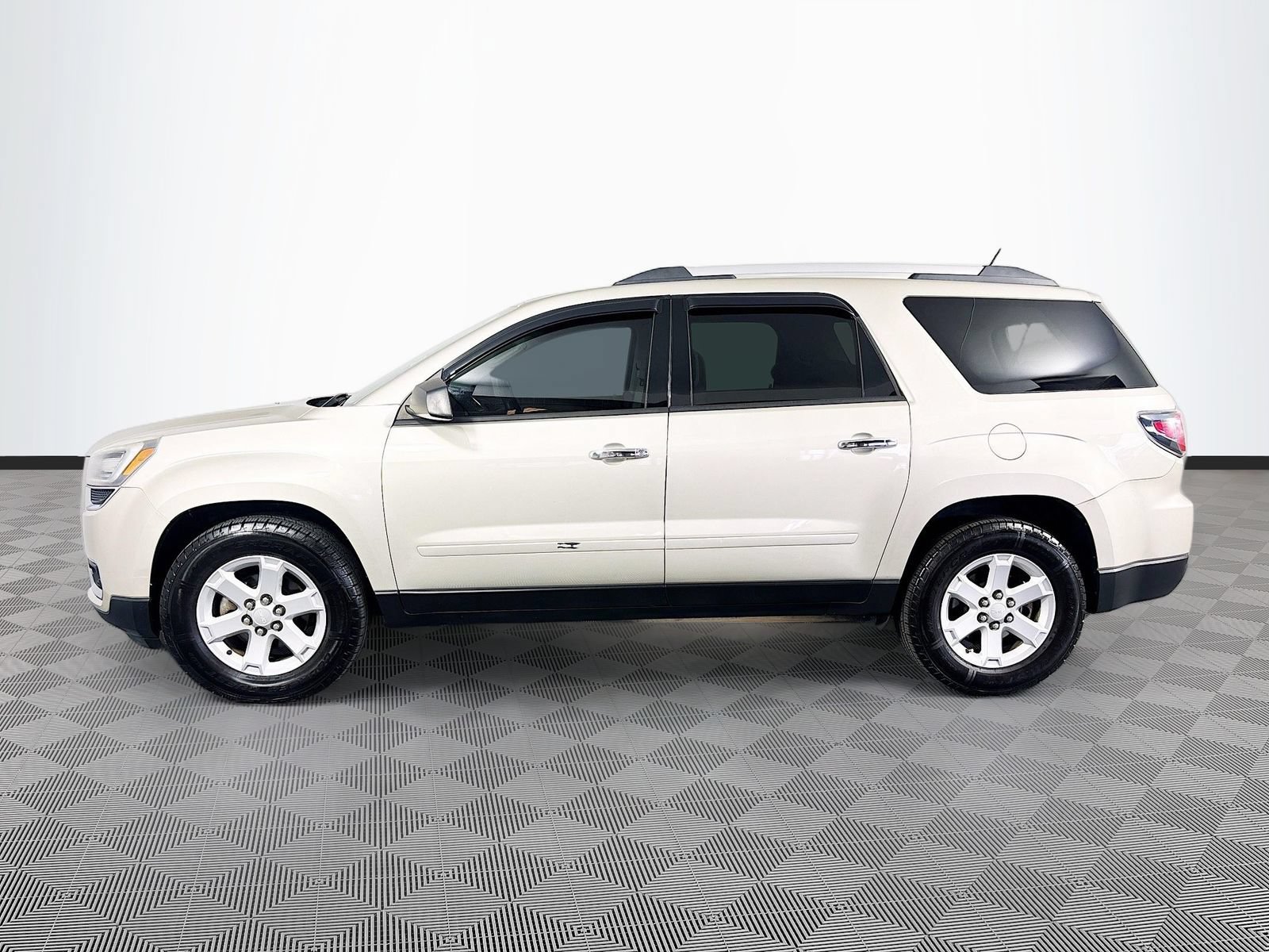Used 2013 GMC Acadia SLE FWD image 4