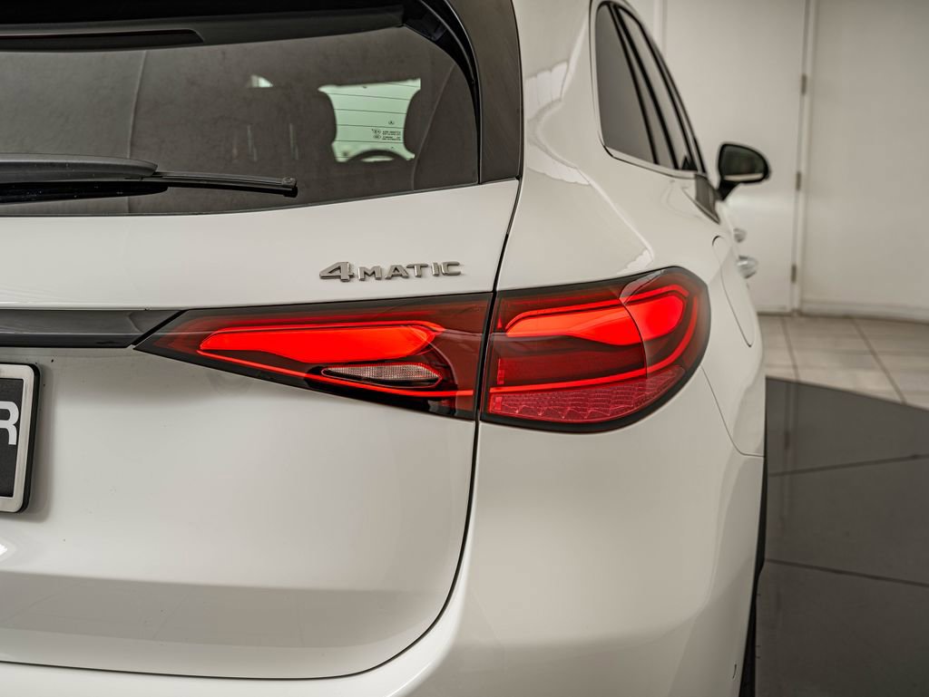 New 2026 Mercedes-Benz GLC 300 4MATIC image 15