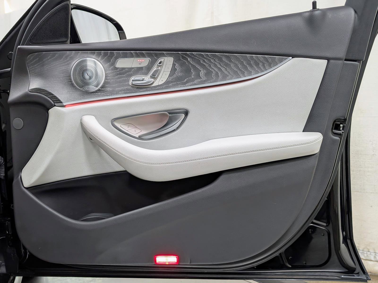 Used 2021 Mercedes-Benz E 450 4MATIC Sedan w/ Premium Package image 23