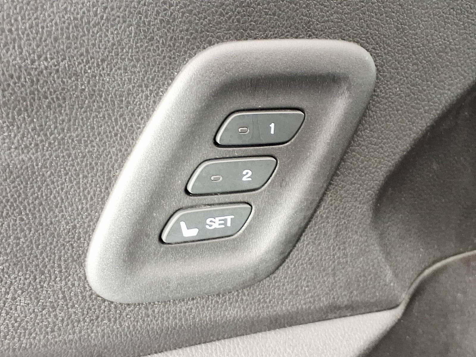 Used 2015 Honda CR-V Touring image 17