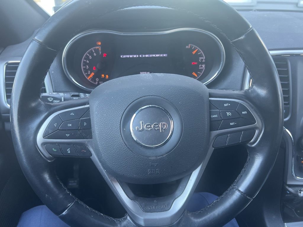Used 2021 Jeep Grand Cherokee Laredo AWD/4WD image 8