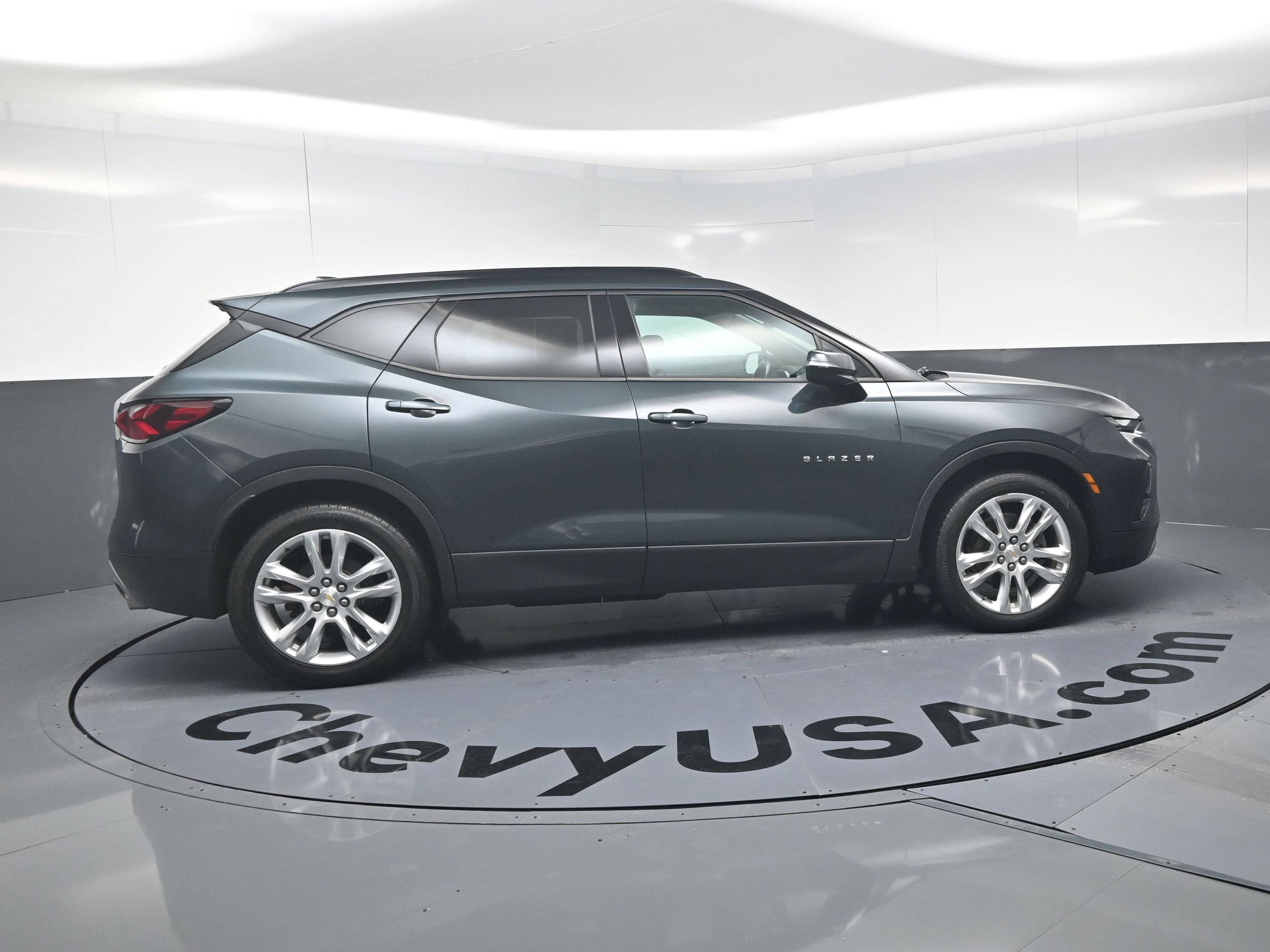 Used 2019 Chevrolet Blazer LT w/ Sun and Wheels Package image 10