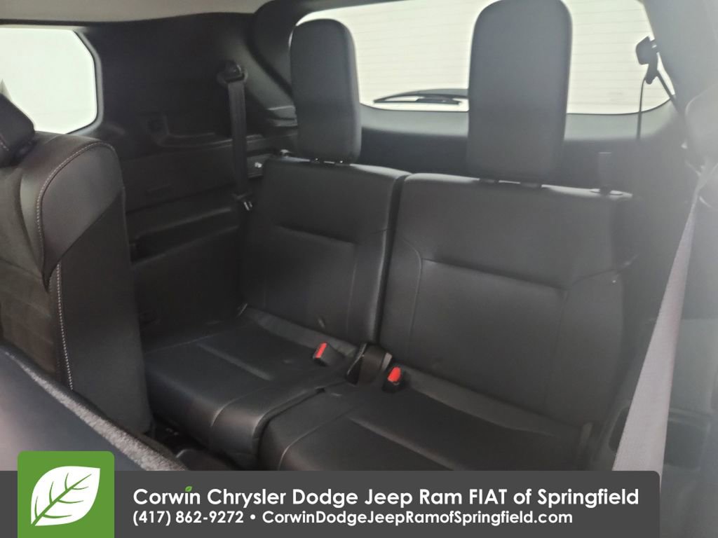 Used 2025 Mitsubishi Outlander SE image 32