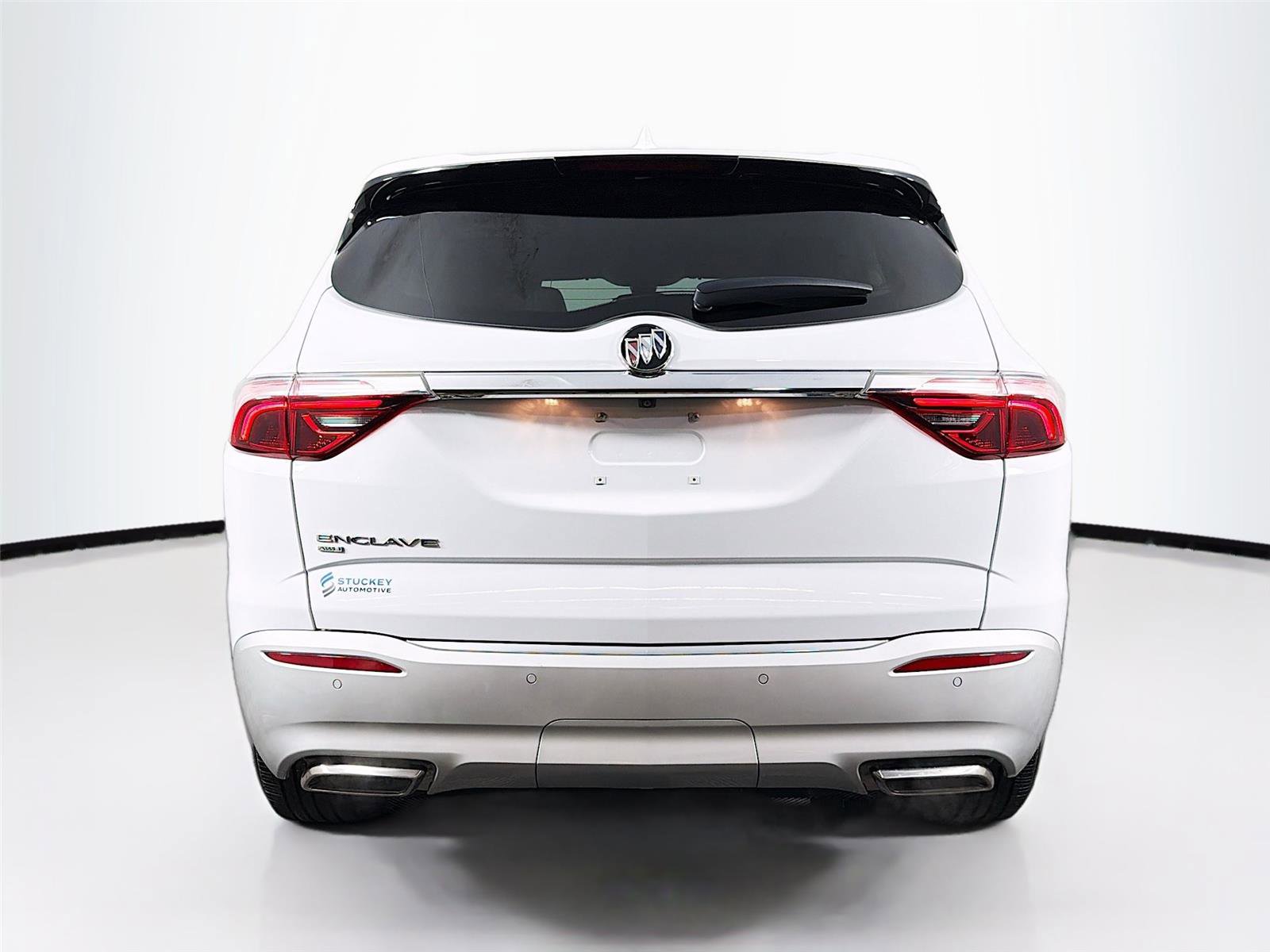 Used 2023 Buick Enclave Essence w/ Trailering Package, 5000 lbs. image 6