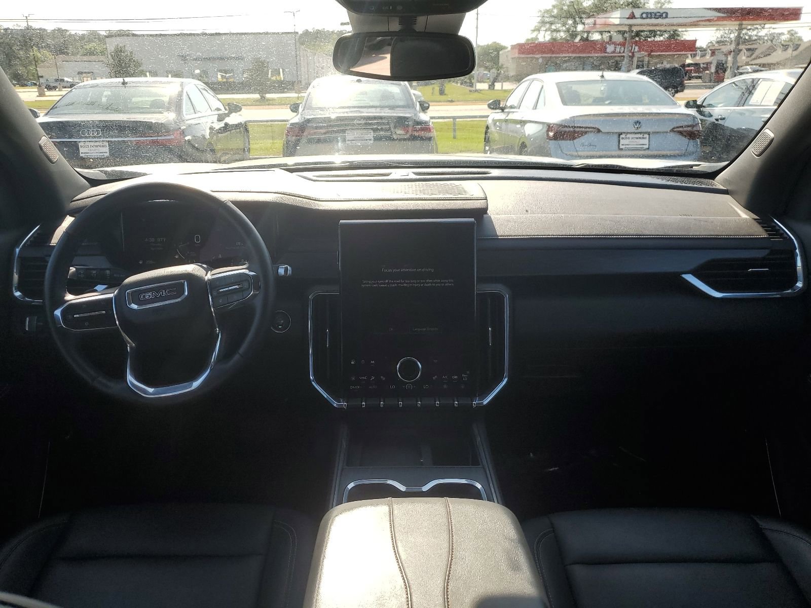 Used 2024 GMC Acadia Elevation image 9