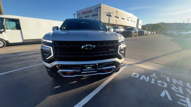 Used 2025 Chevrolet Tahoe Z71 w/ Comfort Package image 3