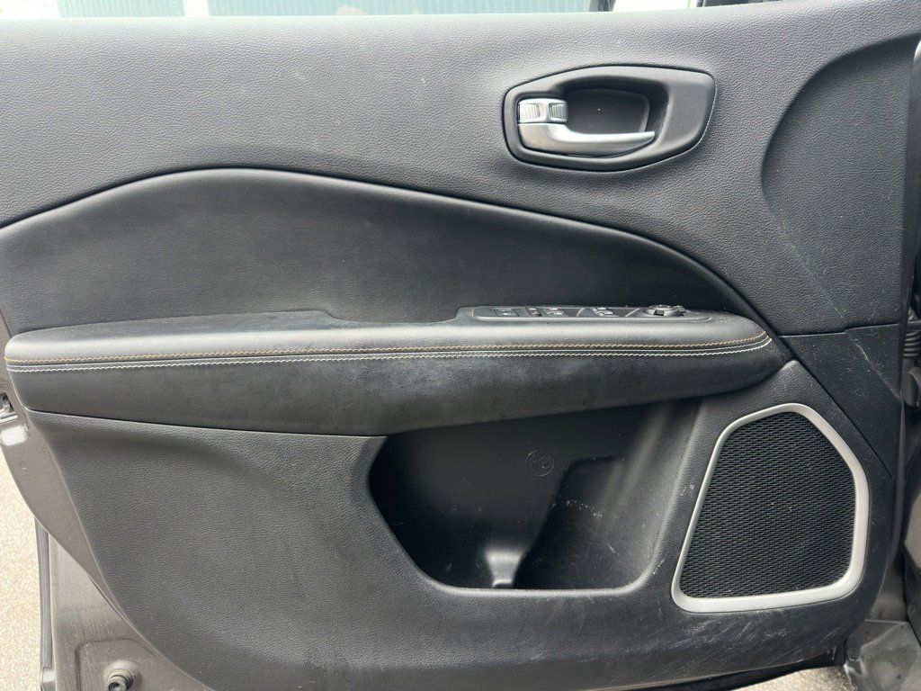 Used 2020 Jeep Compass Latitude image 21