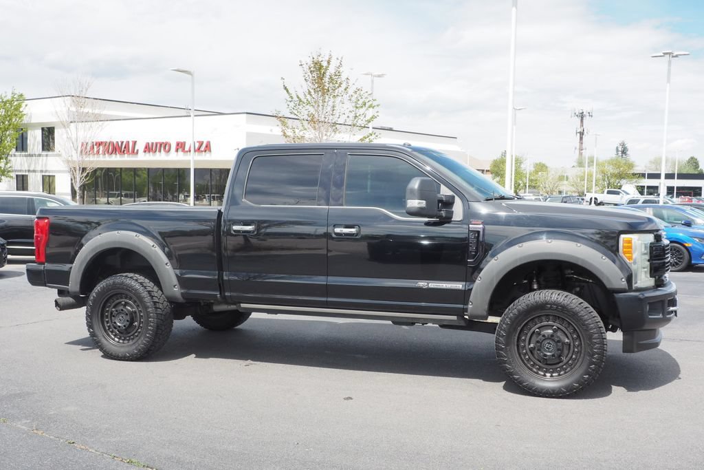 Used 2017 Ford F250 Platinum w/ FX4 Off-Road Package AWD/4WD image 7