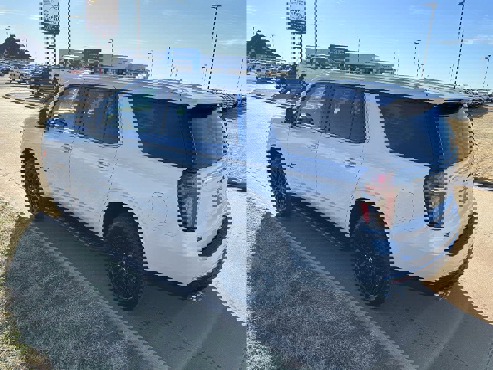 Used 2023 Chevrolet Tahoe High Country image 5