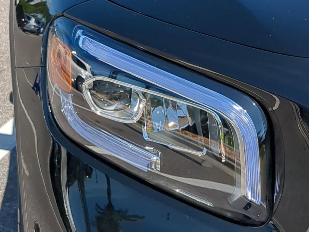 Used 2023 Mercedes-Benz GLB 250 image 7