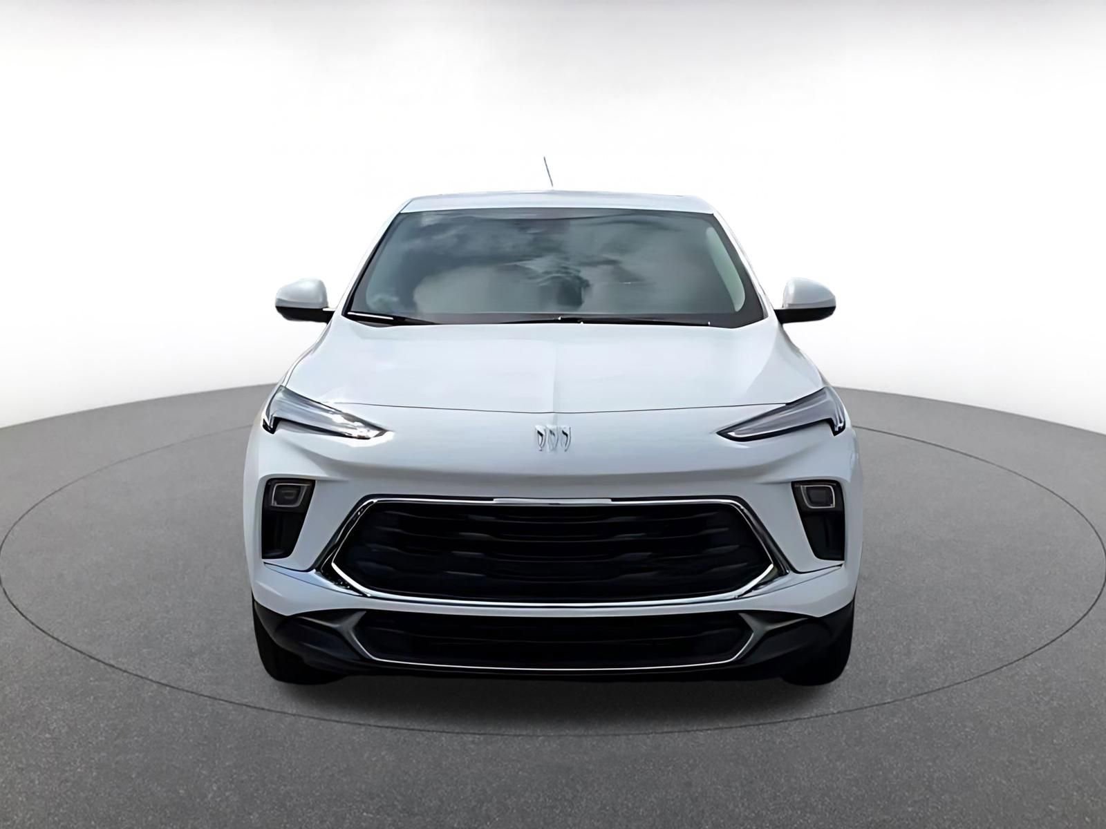 Used 2025 Buick Encore GX Preferred AWD/4WD image 4