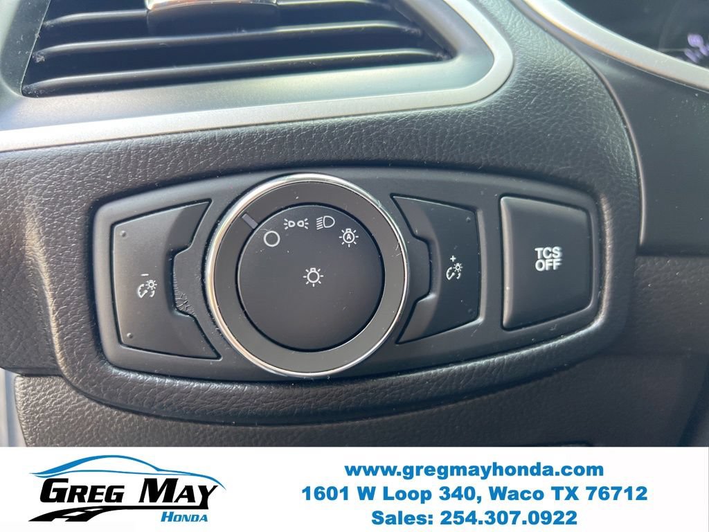 Used 2021 Ford Edge SE FWD image 24