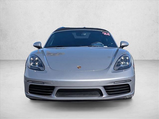 Used 2024 Porsche 718 Boxster RWD image 2