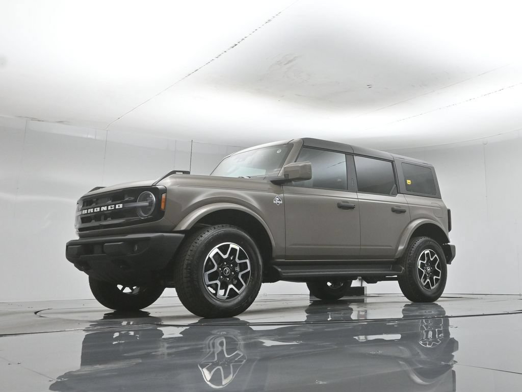 New 2026 Ford Bronco Outer Banks AWD/4WD image 44