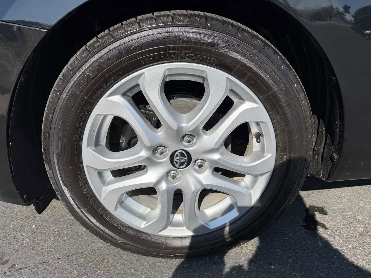 Used 2018 Toyota Yaris iA image 9