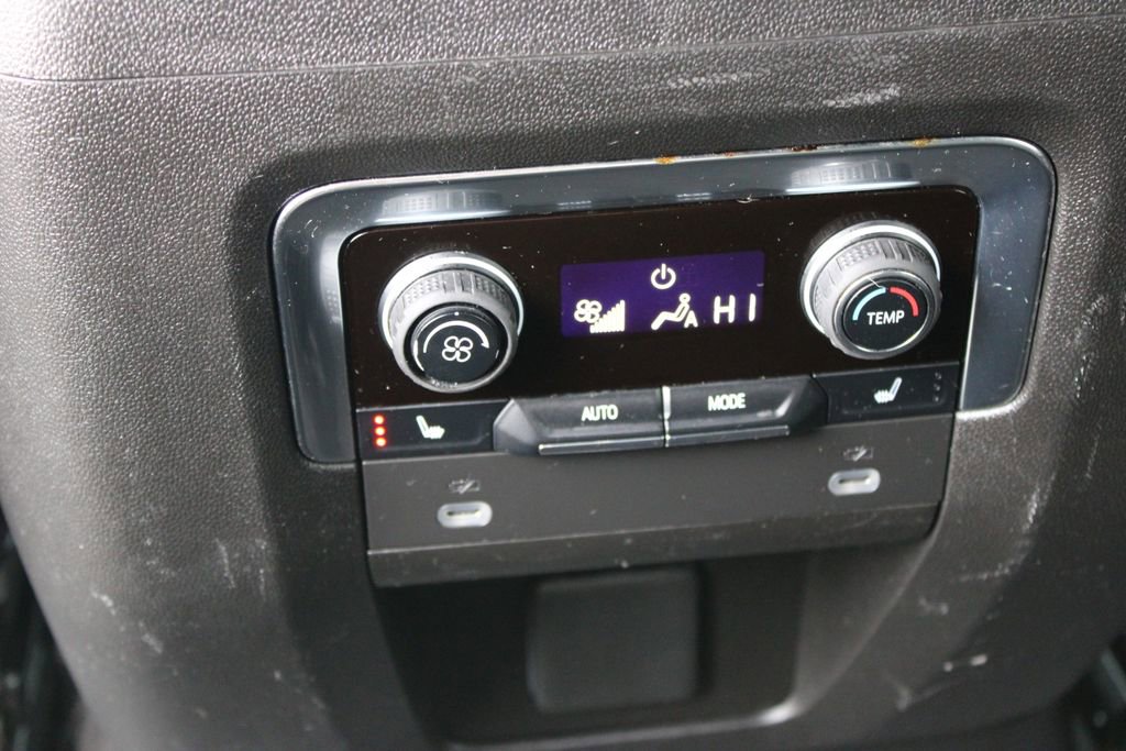 Used 2024 Chevrolet Tahoe Premier image 29