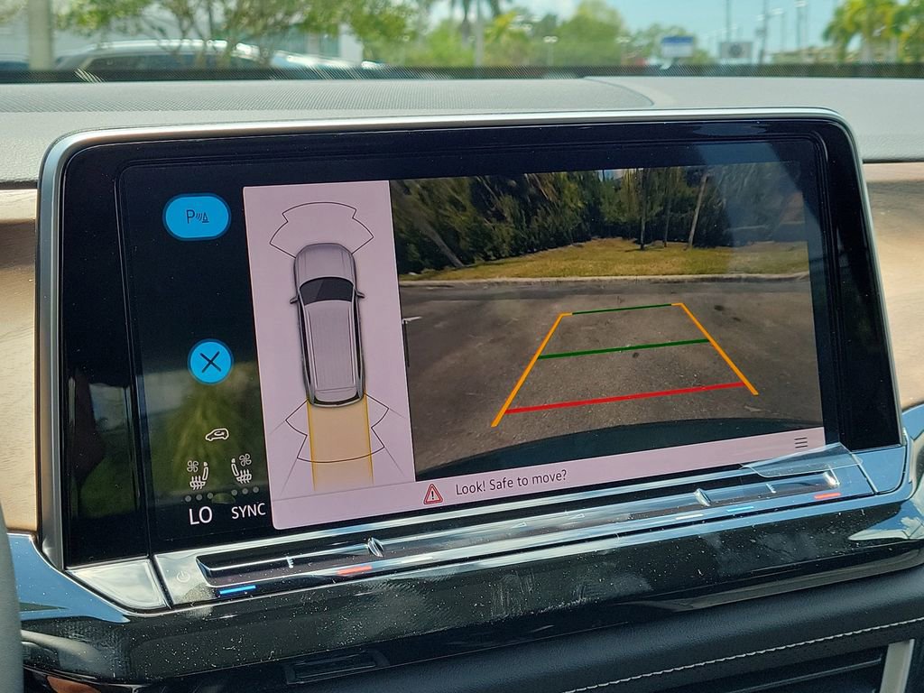 New 2026 Volkswagen Atlas SE FWD image 19