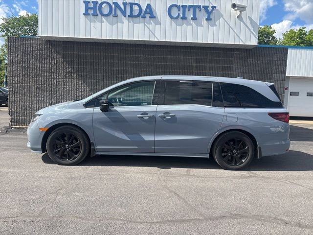 Used 2023 Honda Odyssey Sport image 6