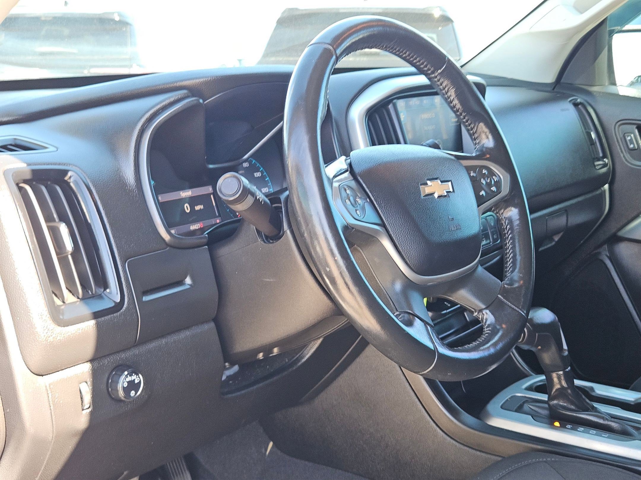 Used 2019 Chevrolet Colorado LT image 10