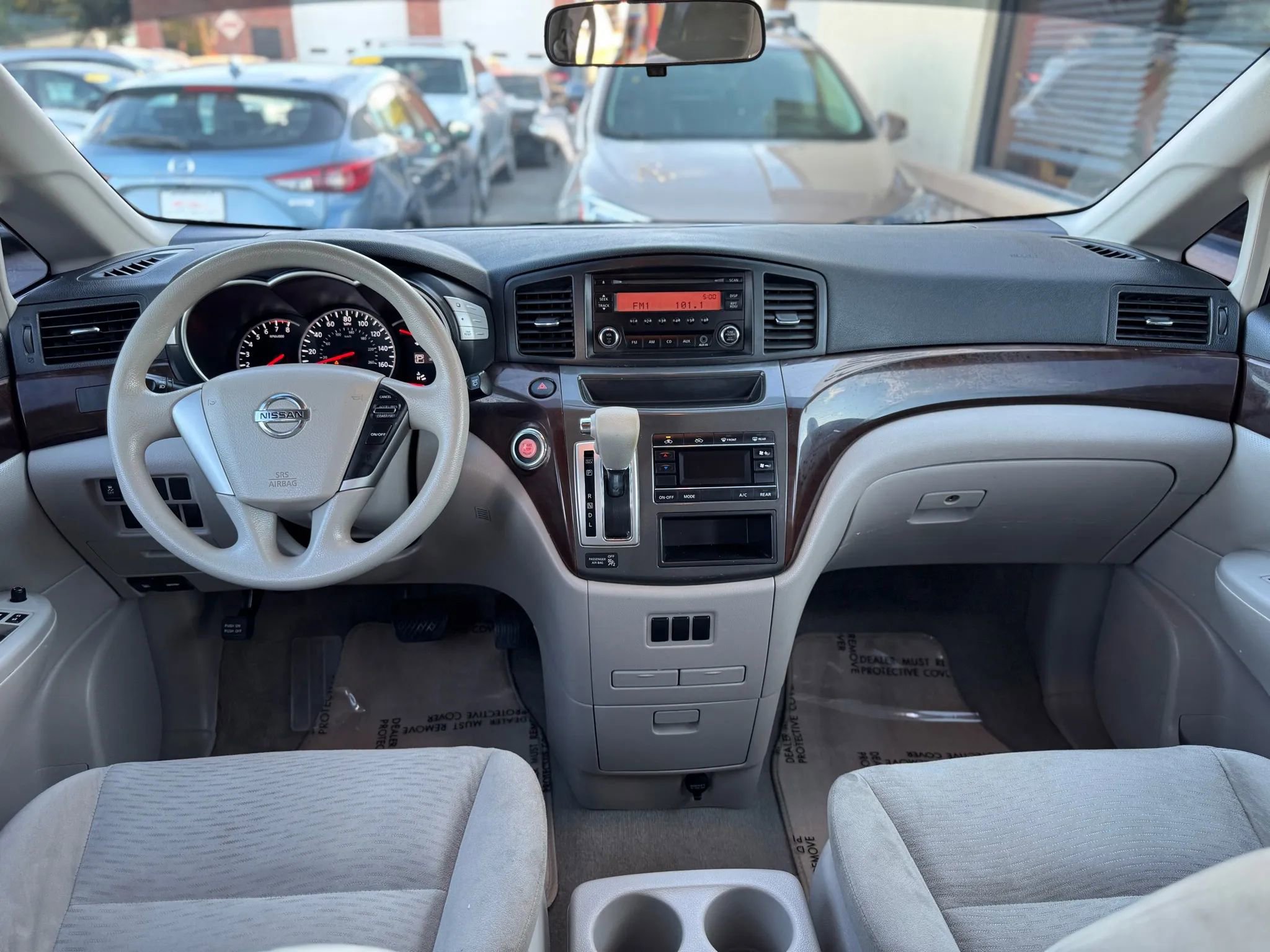 Used 2015 Nissan Quest S image 13