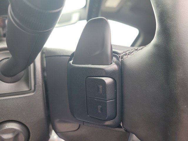 Used 2025 Chevrolet Silverado 1500 LTZ AWD/4WD image 41