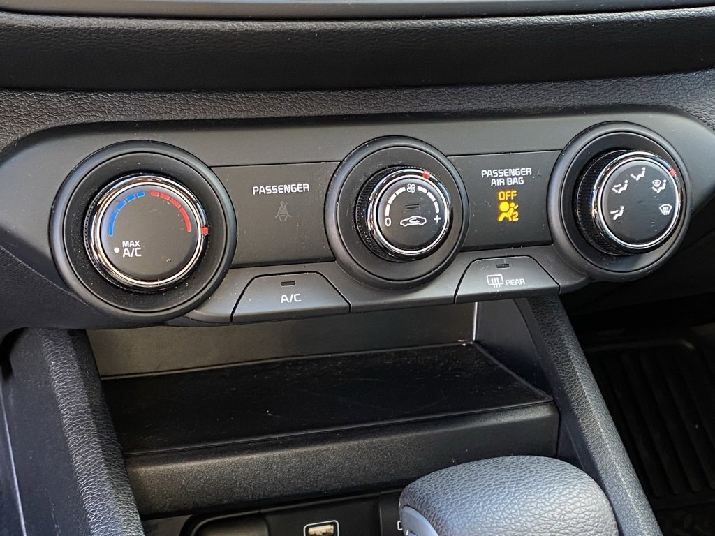 Used 2024 Kia Forte LXS w/ LXS Technology Package image 16