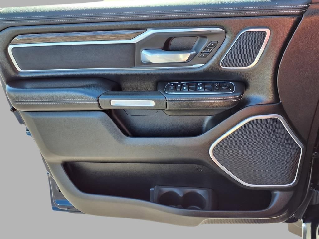 Used 2019 RAM 1500 Laramie image 18