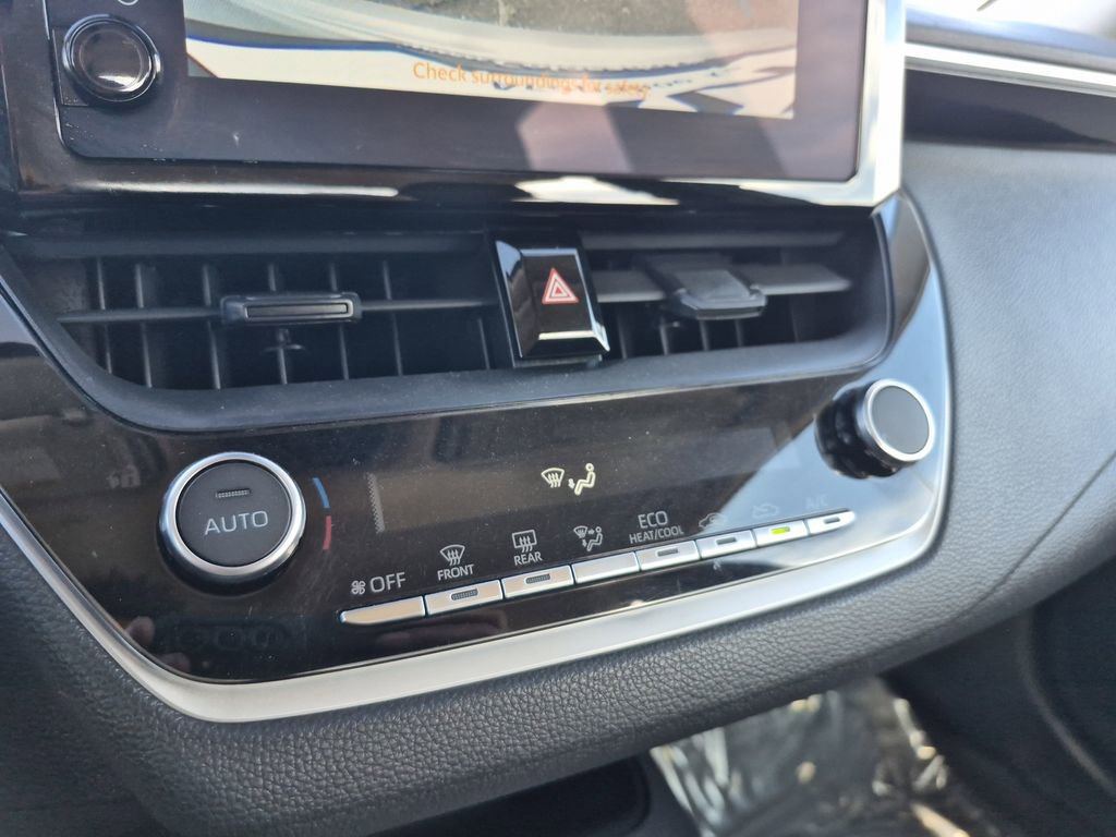 Used 2024 Toyota Corolla LE FWD image 23