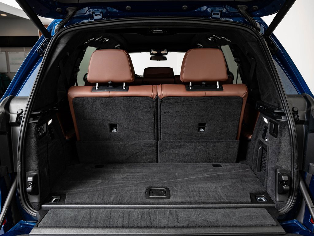 Used 2024 BMW X7 M60i w/ Executive Package image 20