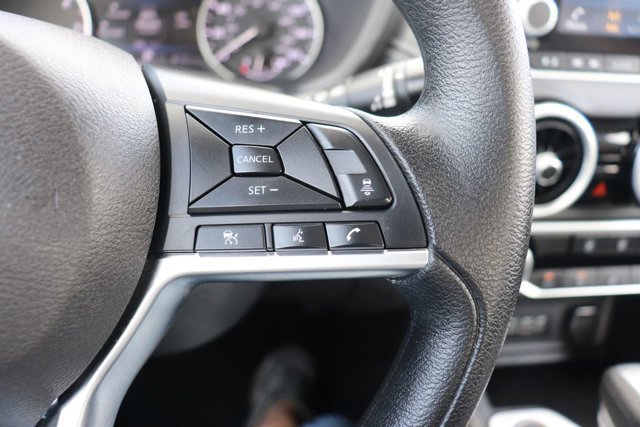 Used 2025 Nissan Sentra SV image 18