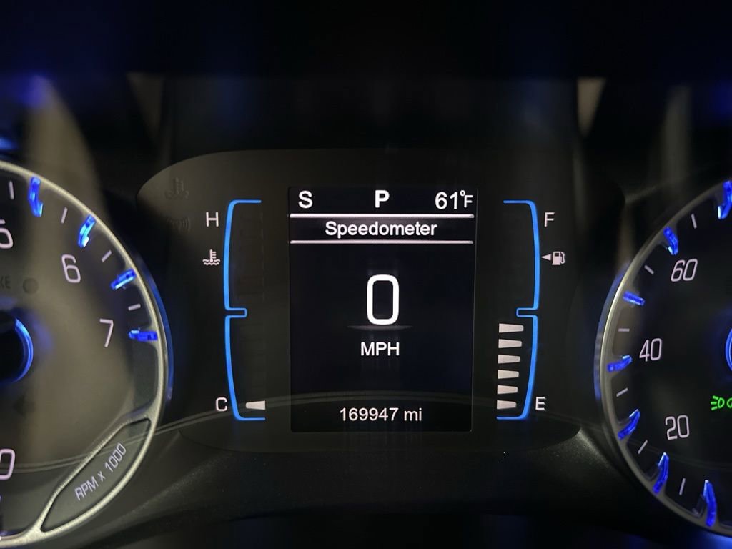 Used 2017 Chrysler Pacifica Touring-L image 27