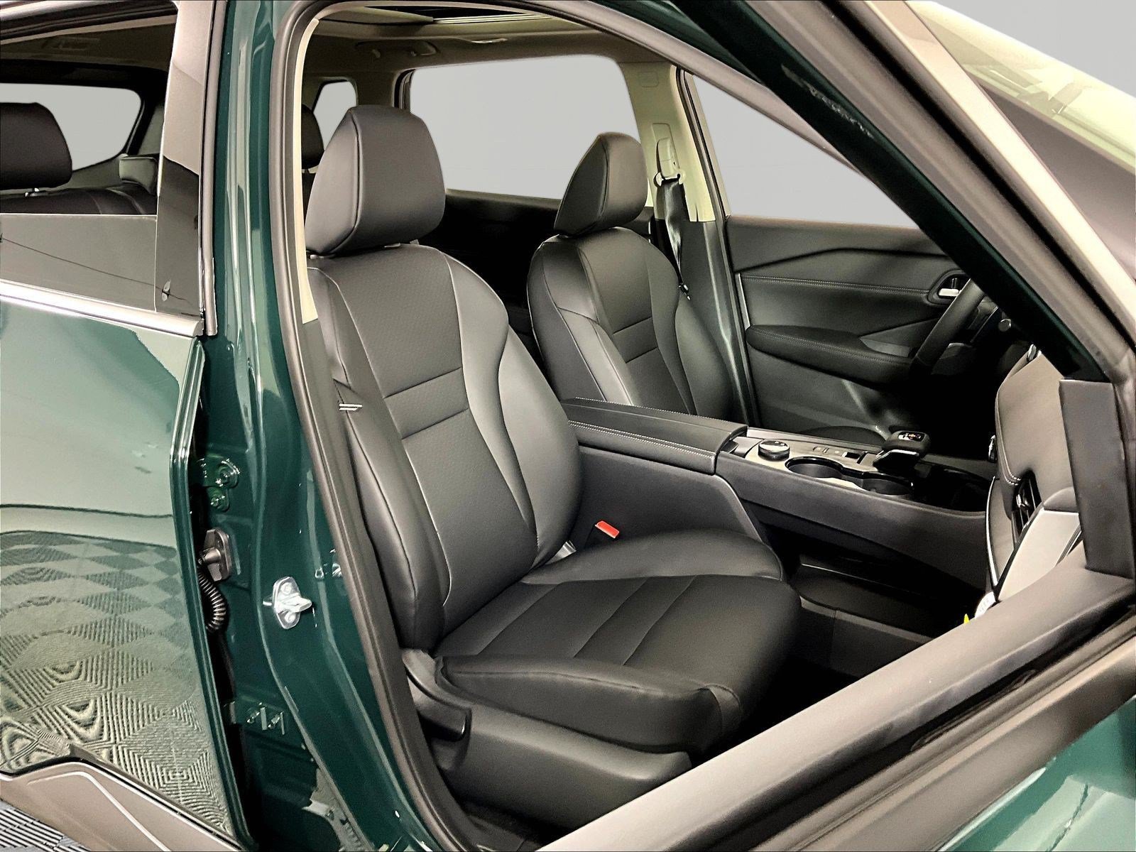 New 2026 Nissan Rogue Dark Armor AWD/4WD image 19