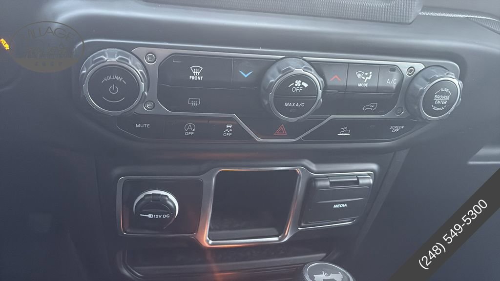 Used 2023 Jeep Wrangler Sport image 24