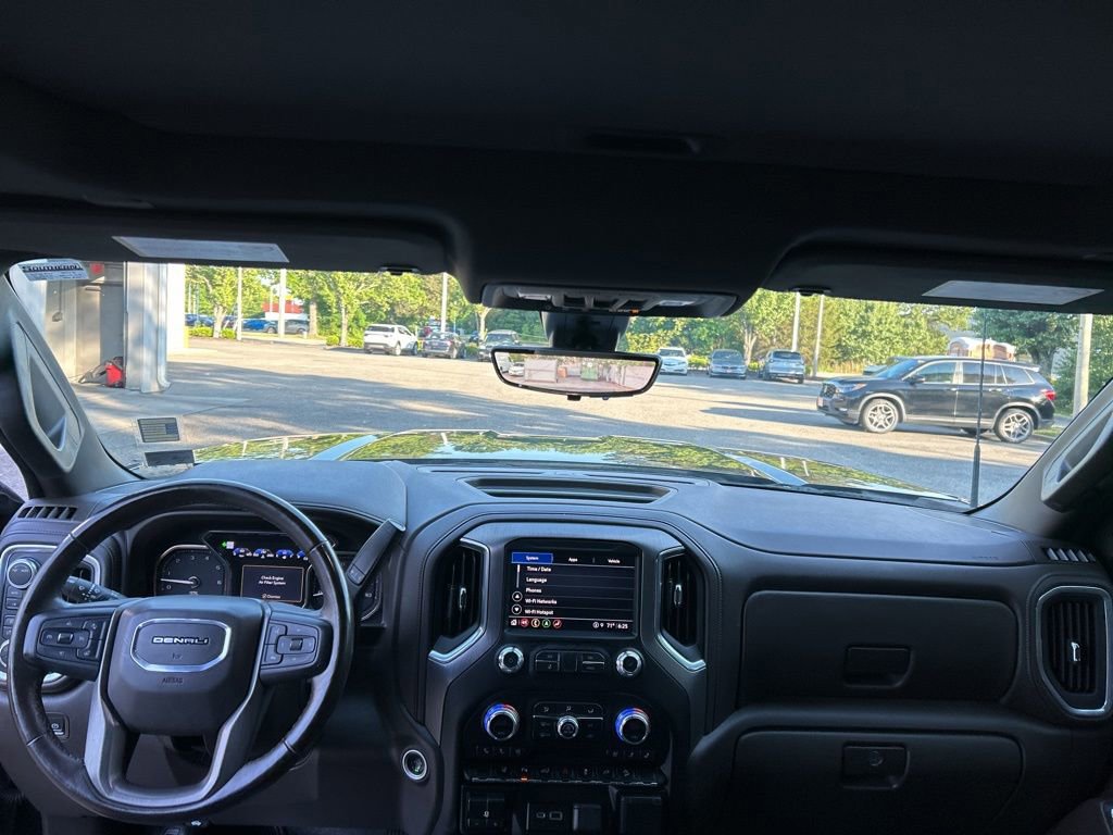 Used 2021 GMC Sierra 2500 Denali w/ Denali Ultimate Package AWD/4WD image 18