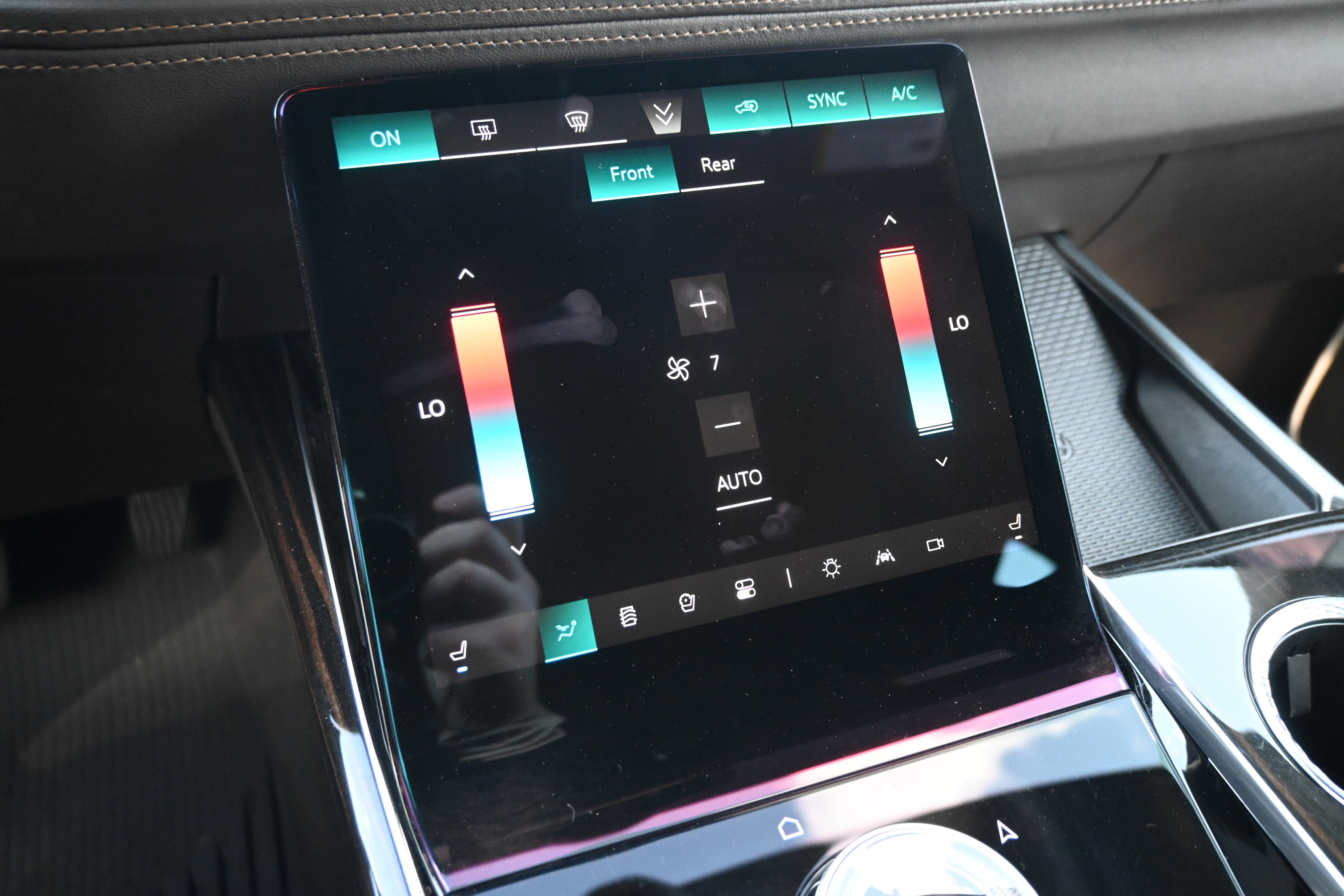 Used 2025 Cadillac Escalade Premium Luxury w/ Touring Package image 25