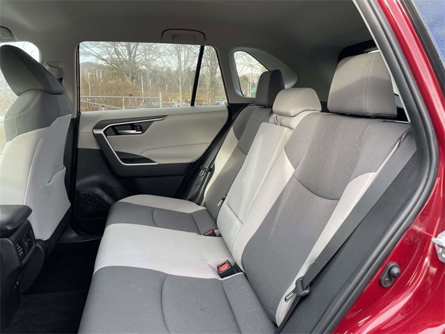 Used 2021 Toyota RAV4 XLE w/ XLE Grade Weather Package image 16