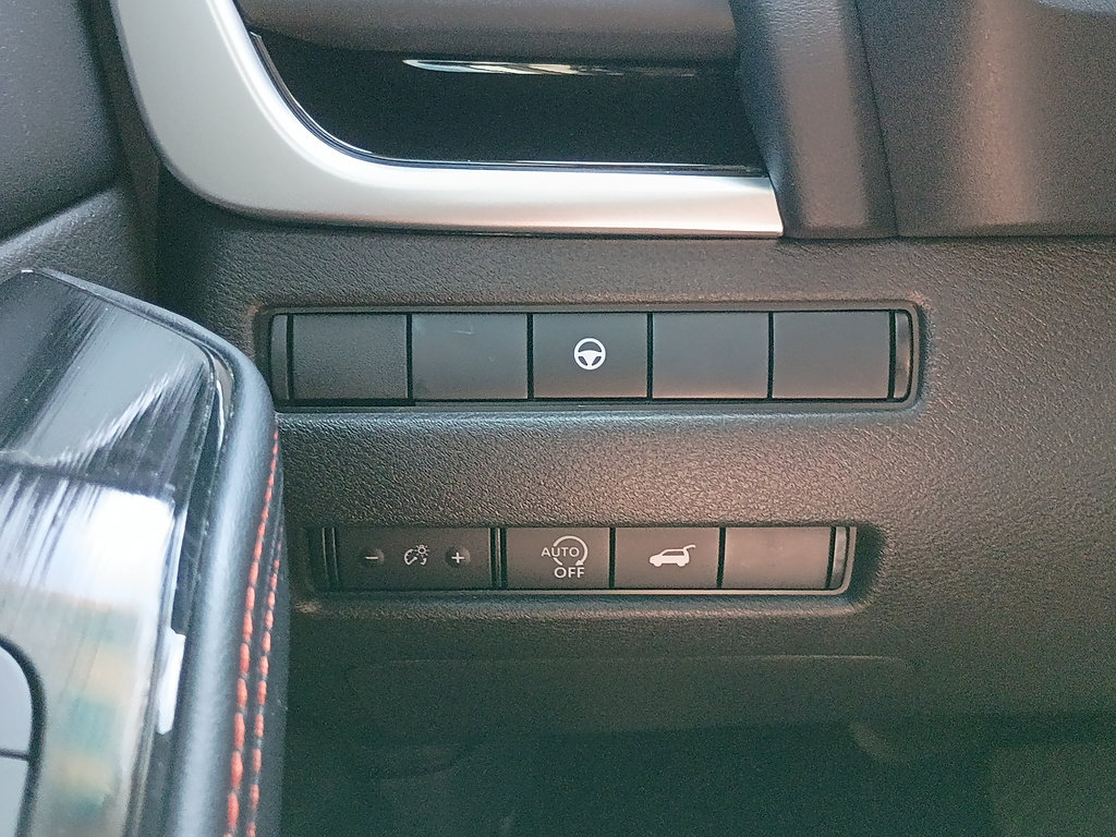 Used 2025 Nissan Rogue SV w/ Rock Creek Premium Package AWD/4WD image 18