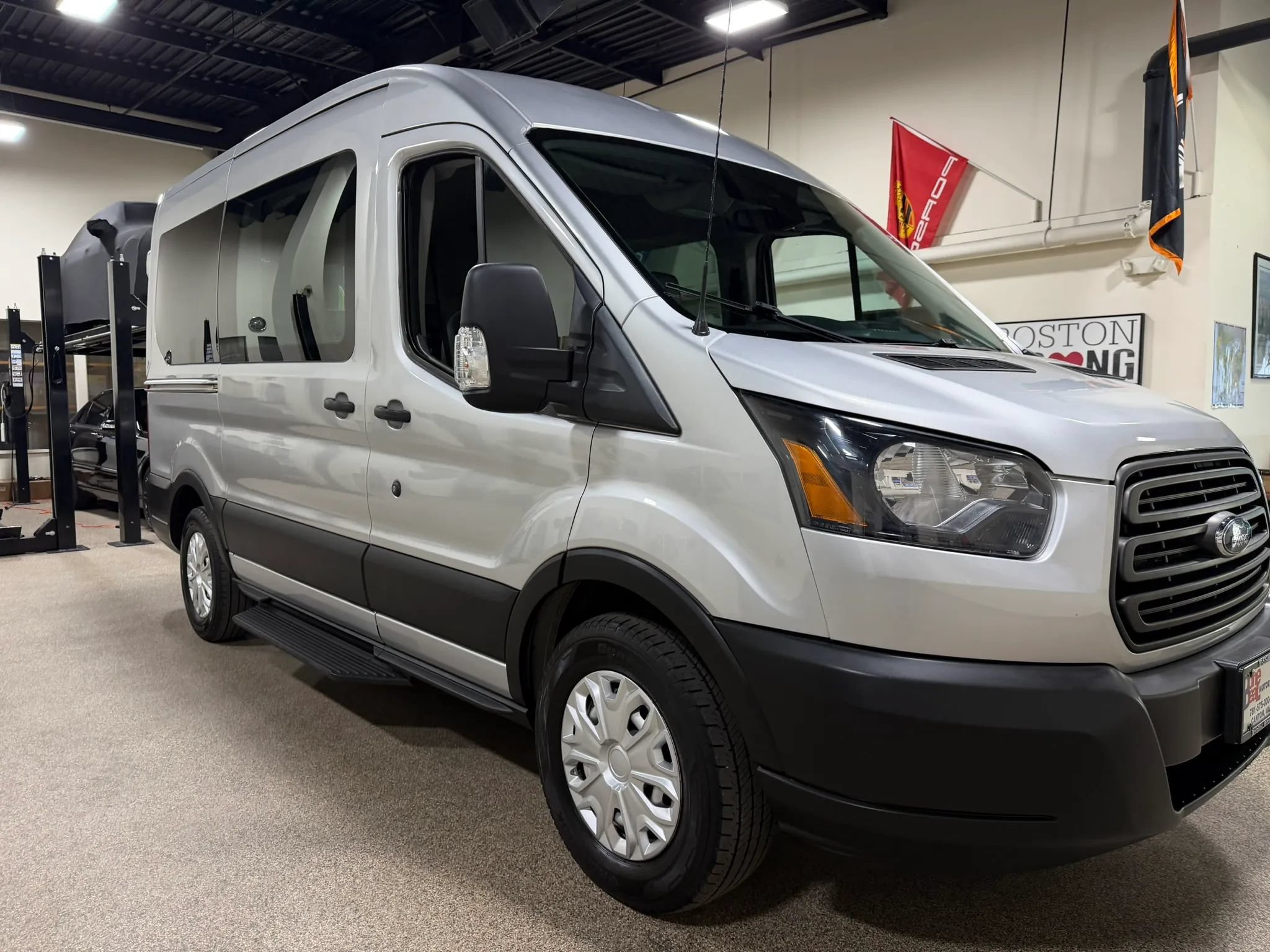 Used 2019 Ford Transit 150 XL RWD image 14