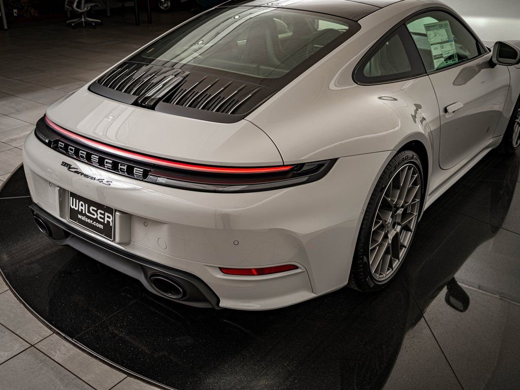 New 2026 Porsche 911 Carrera 4S image 23